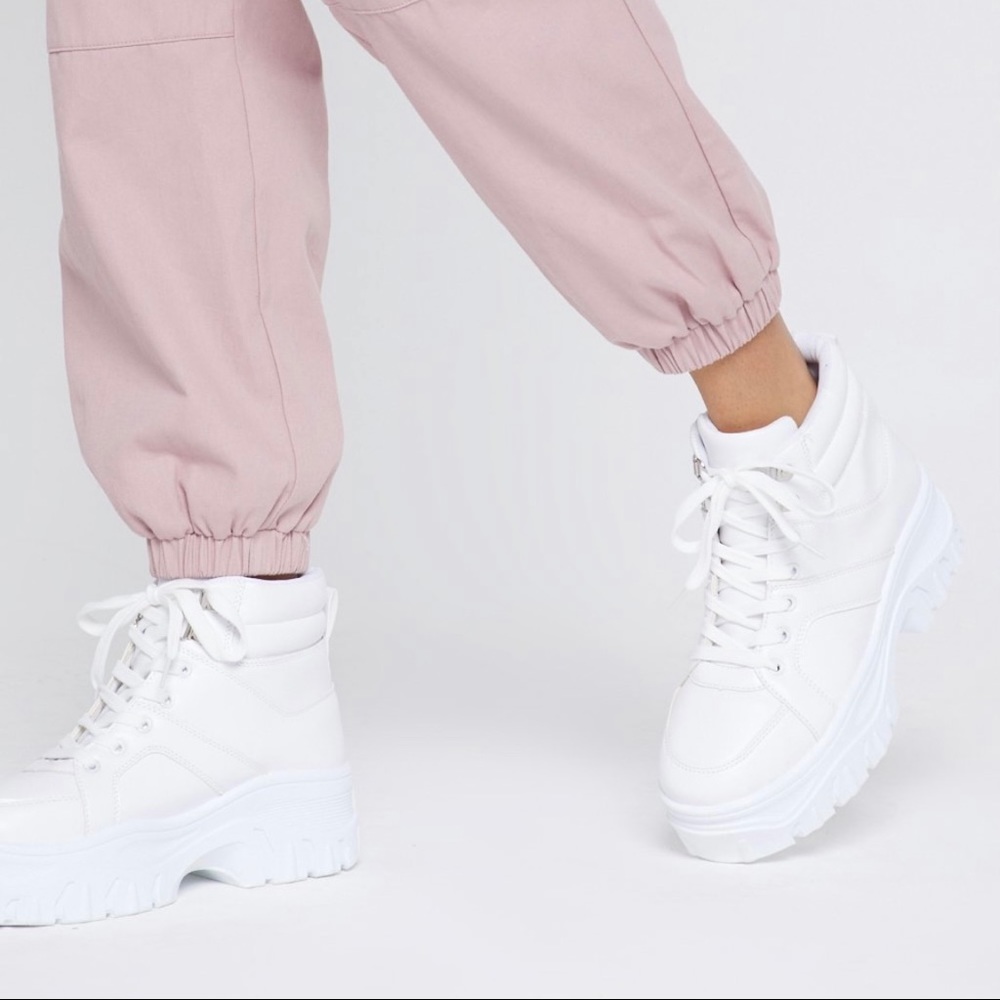COPY - Chunky boot style sneaker